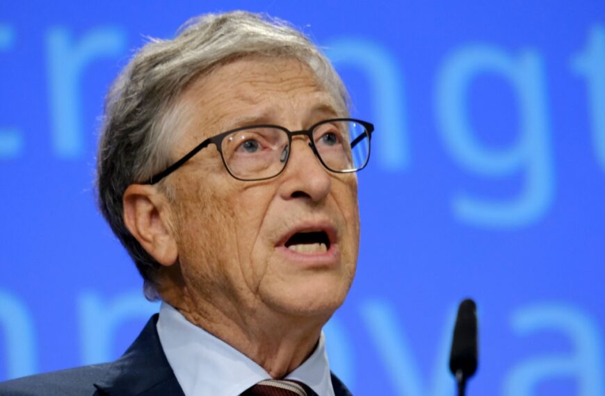 Bill Gates Reveals 3 Jobs That Will Never Be Replaced by Artificial Intelligence